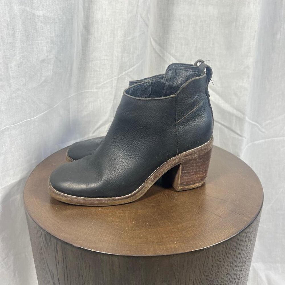 Crown Vintage Hashel Ankle Boots in Black Leather - Size 6 - Picture 2 of 9